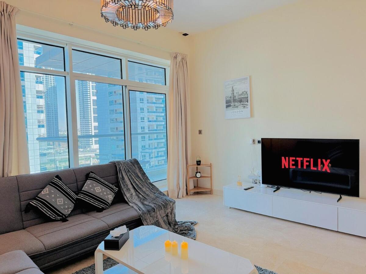 Apartment Stylish 1bhk In Marina Steps To Metro & Marina Walk Dubai